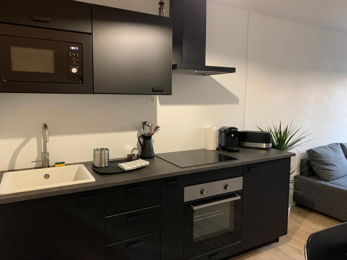 Logement Renove Et Moderne Au Sacre Coeur Cholet Exterior foto
